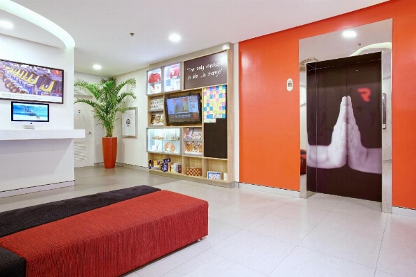 Red Planet Manila Makati image 10