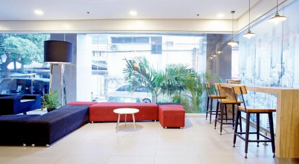 Red Planet Manila Makati image 17