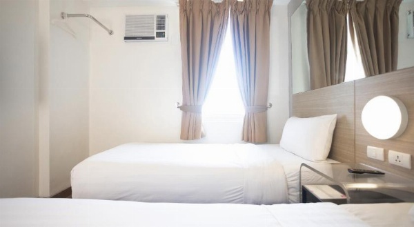 Red Planet Manila Makati image 27