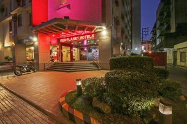 Red Planet Manila Makati Main image